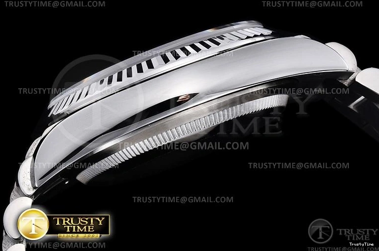 1231 ModernLook RDD0224B – DayDate 36mm 747